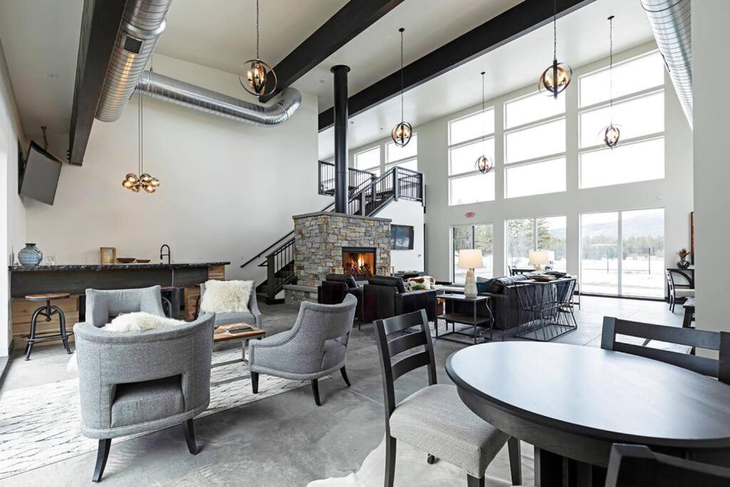 Brand New Upscale Home- Best Location! Уайтфиш Экстерьер фото